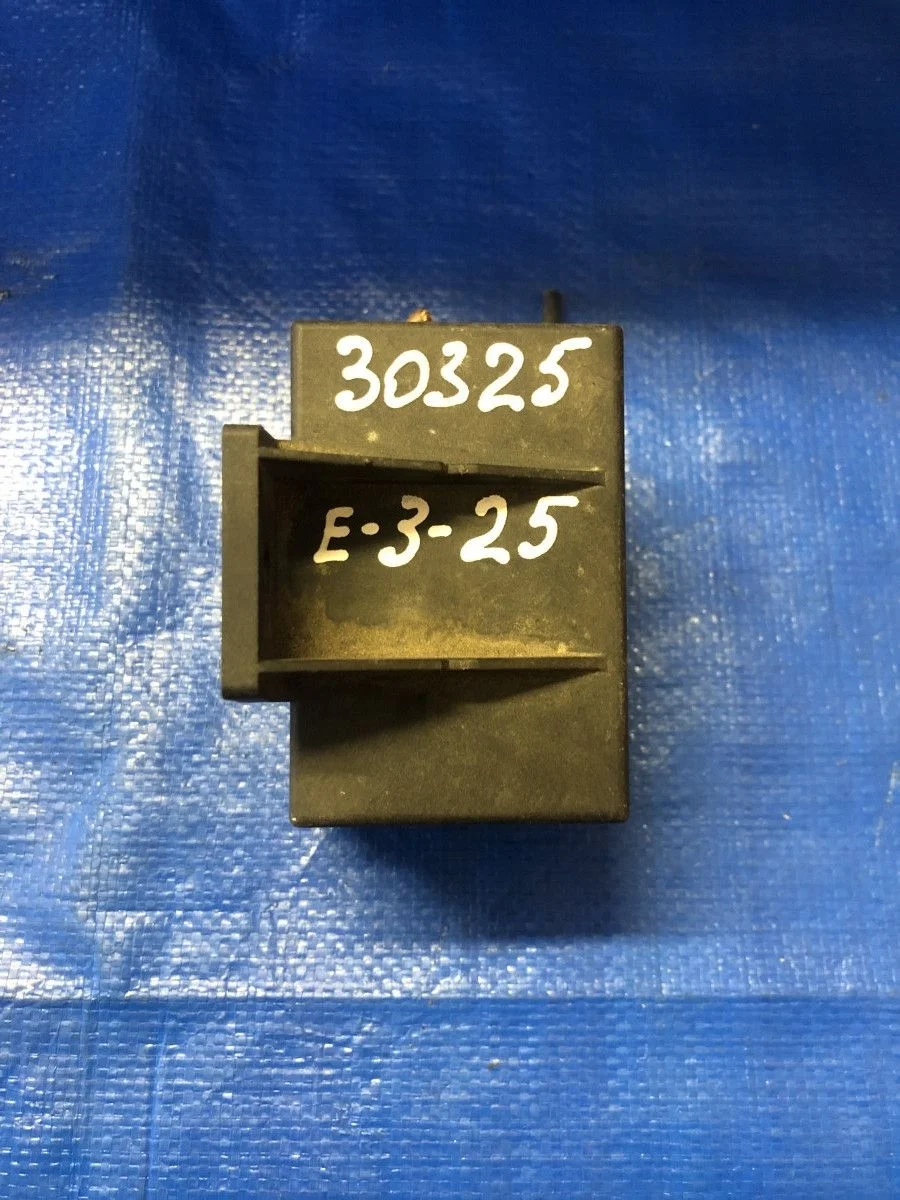 Блок управления свечей накала Citroen C5 I (2001—2004)