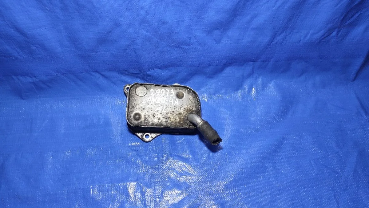 Теплообменник масляного фильтра Audi A4 B7 (2004—2009)