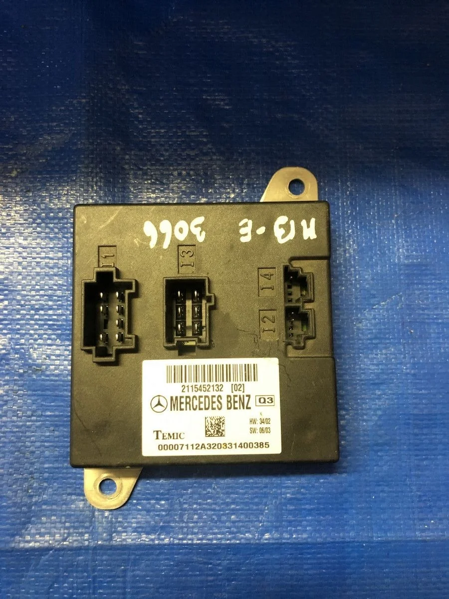 Блок предохранителей Mercedes-Benz E-класс W211/S211 (2002—2006)