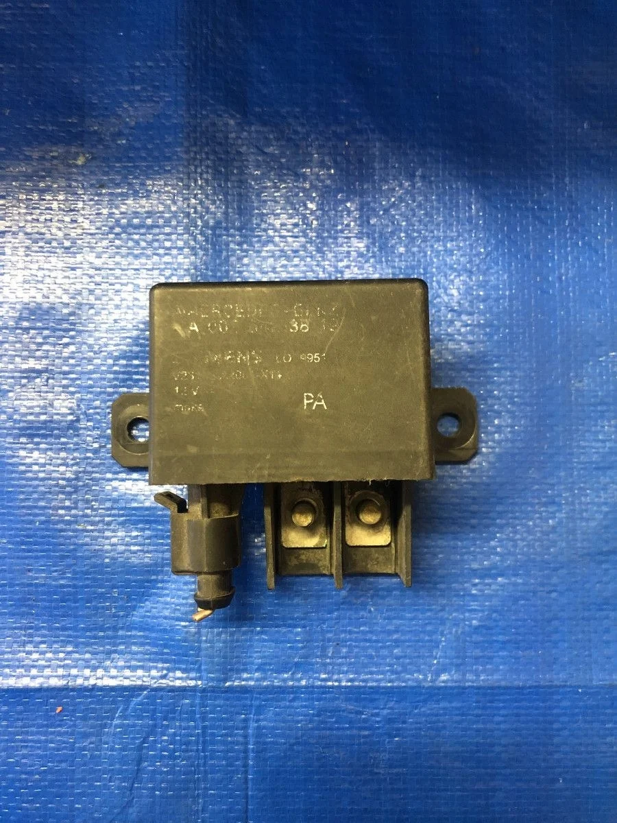 Блок управления зарядкой аккумулятора (контроллер АКБ) Mercedes-Benz E-класс W211/S211 (2002—2006)