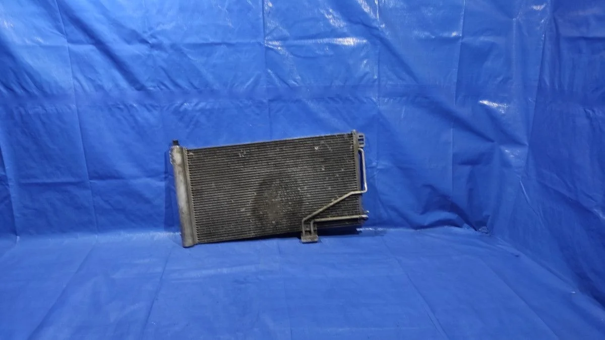 Радиатор кондиционера Mercedes-Benz C-класс W203/S203/CL203 (2000—2004)