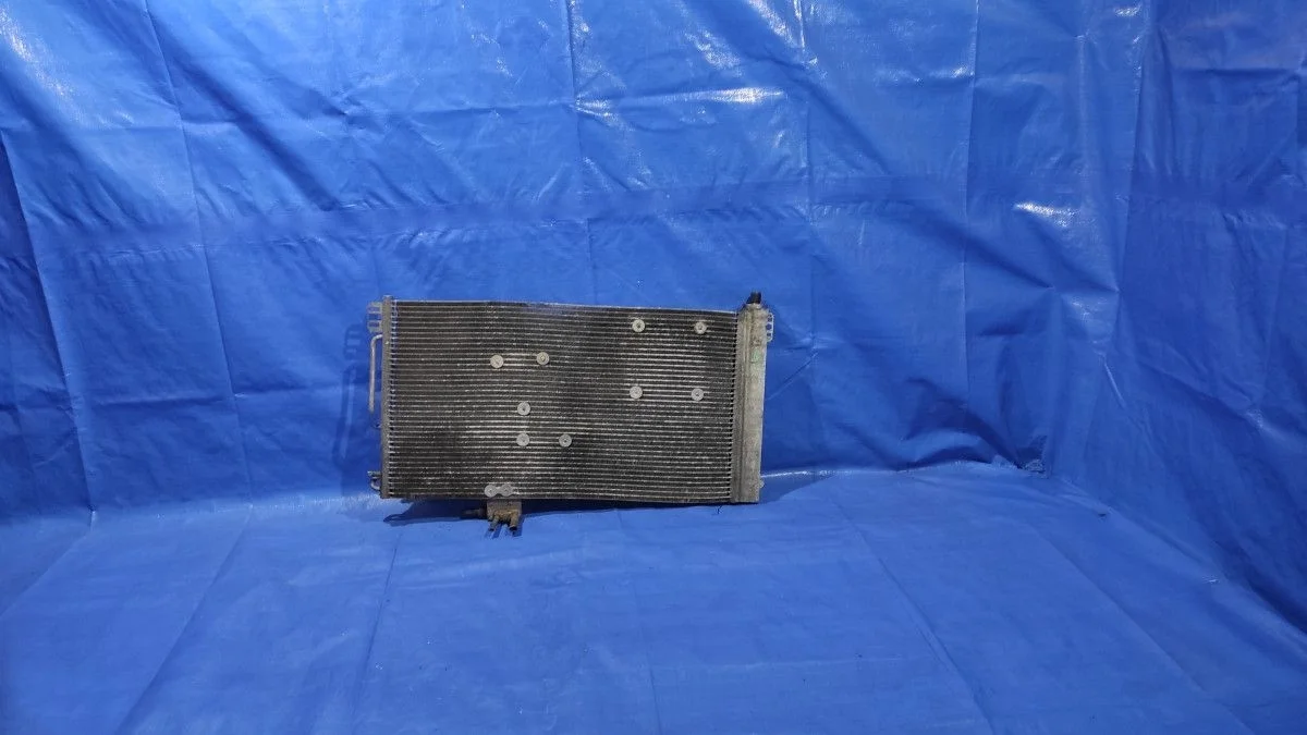 Радиатор кондиционера Mercedes-Benz C-класс W203/S203/CL203 (2000—2004)