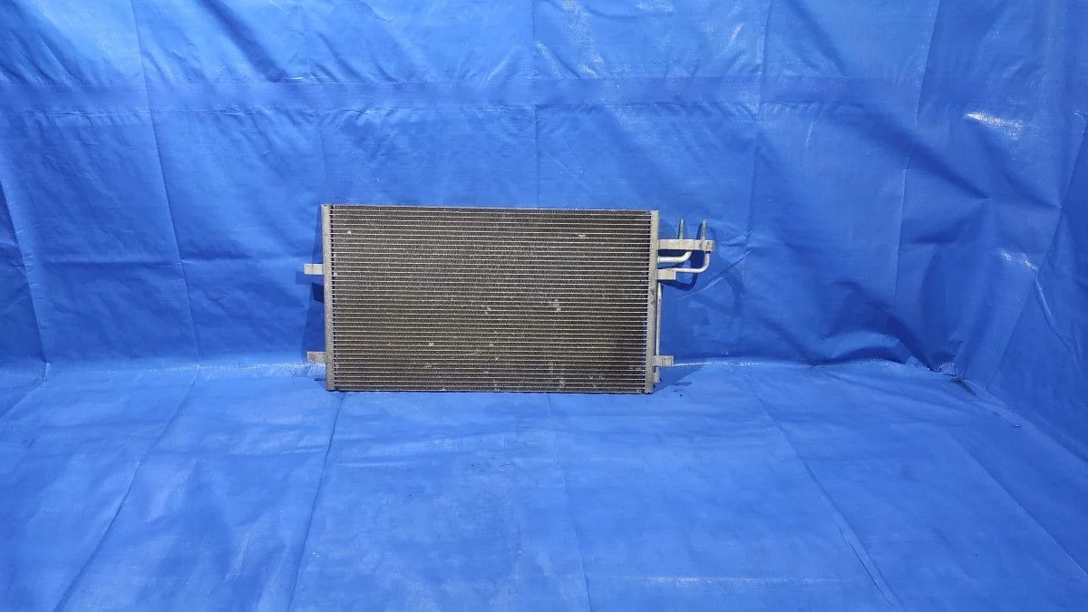 Радиатор кондиционера Ford Focus II (2005—2008)