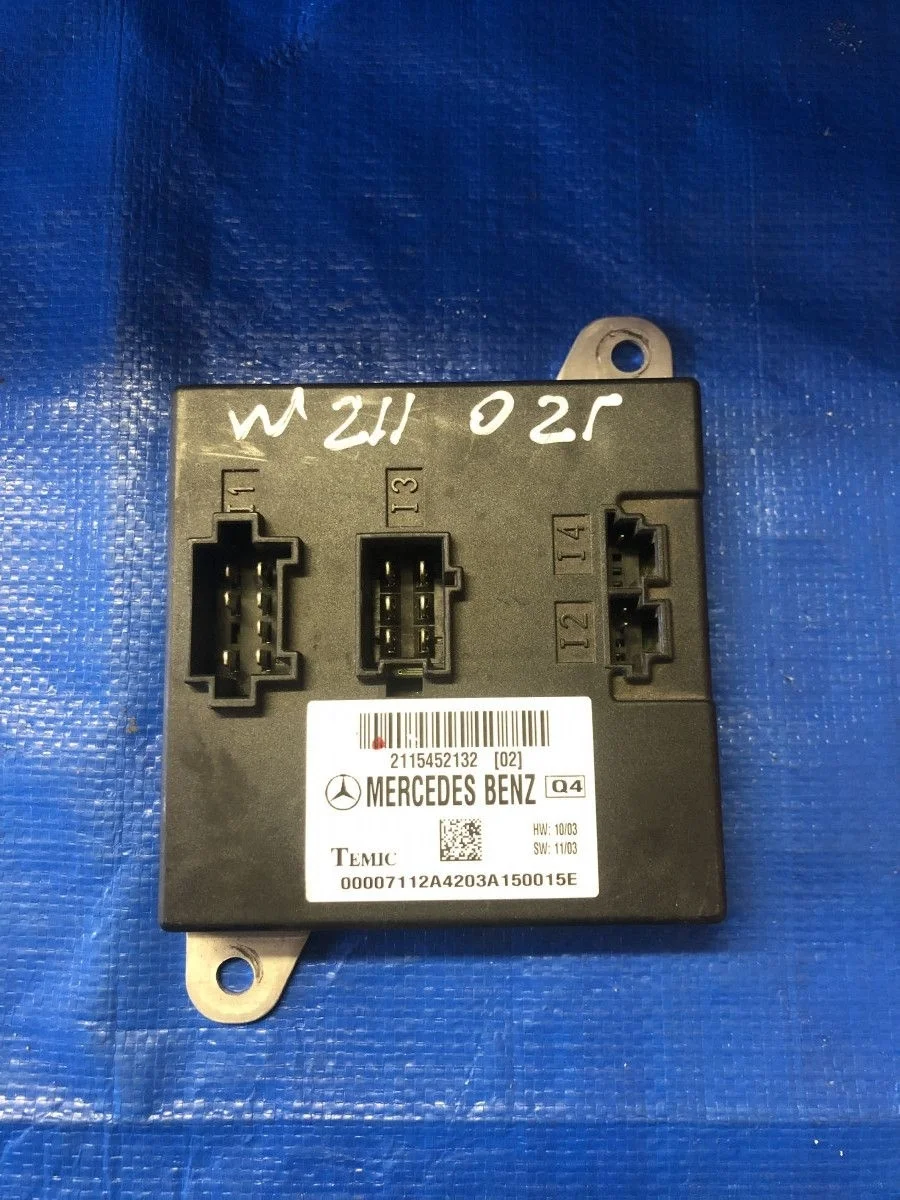 Блок предохранителей Mercedes-Benz E-класс W211/S211 (2002—2006)