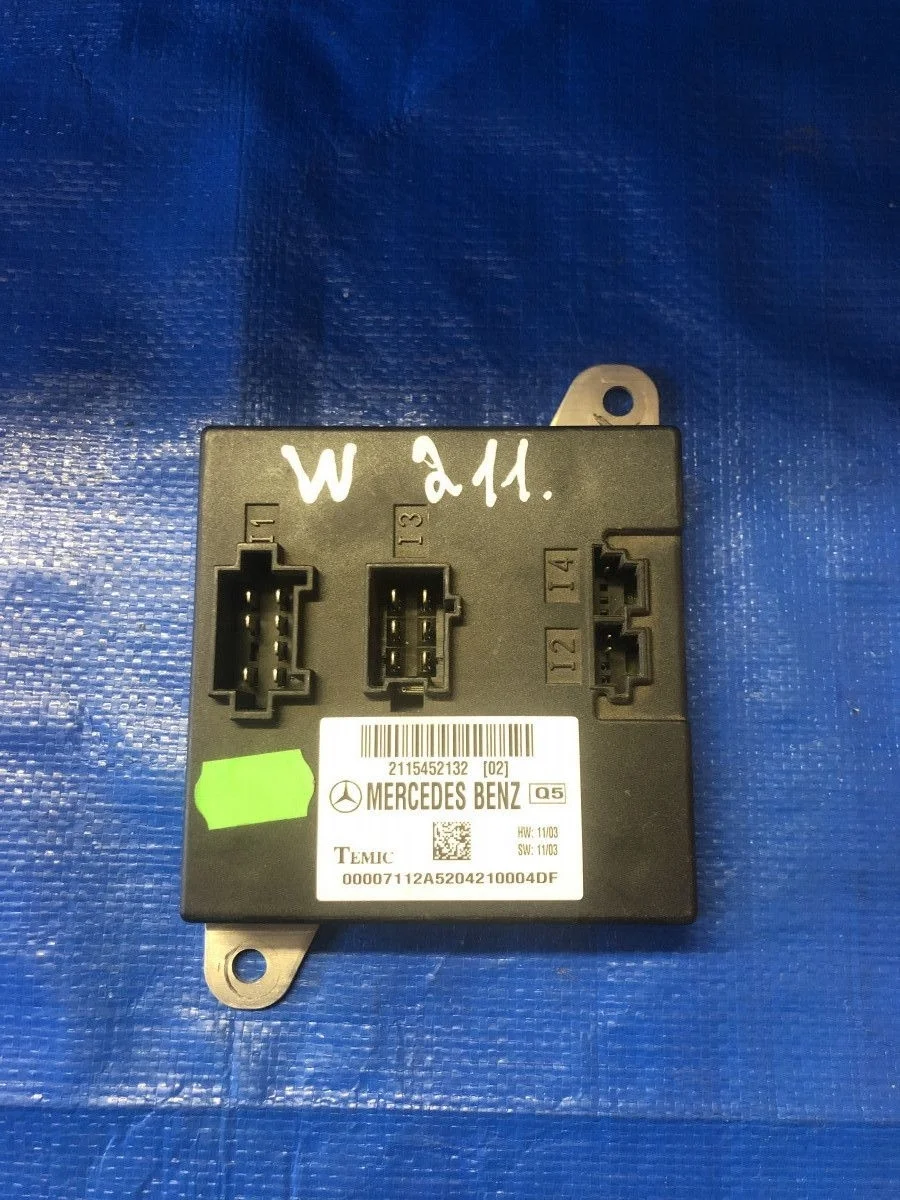 Блок предохранителей Mercedes-Benz E-класс W211/S211 (2002—2006)