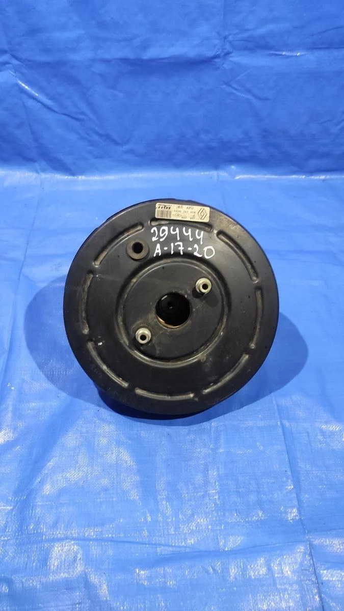 Вакуумный усилитель тормозов Renault Megane II (2002—2006)