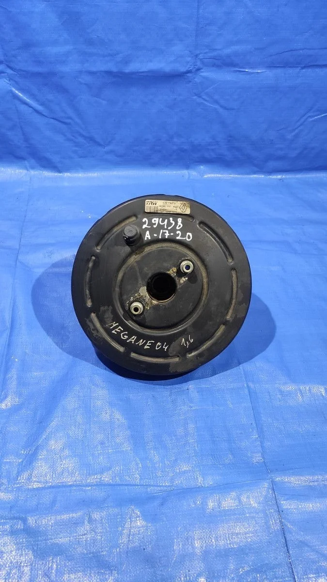 Вакуумный усилитель тормозов Renault Megane II (2002—2006)