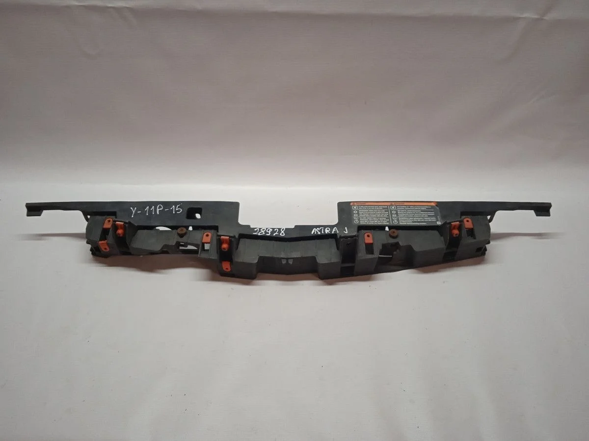 Кронштейн переднего бампера верхний Opel Astra J (2009—2012)