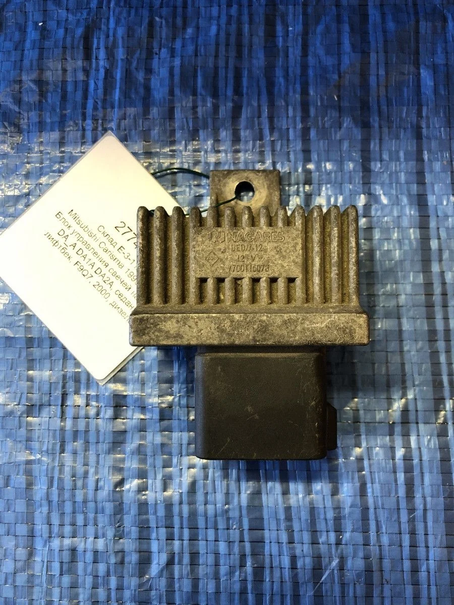 Блок управления свечей накала Mitsubishi Carisma I рестайлинг (1999—2004)