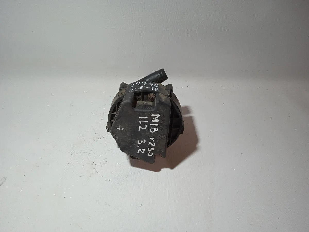 Насос продувки катализатора Mercedes-Benz C-класс W203/S203/CL203 (2000—2004)