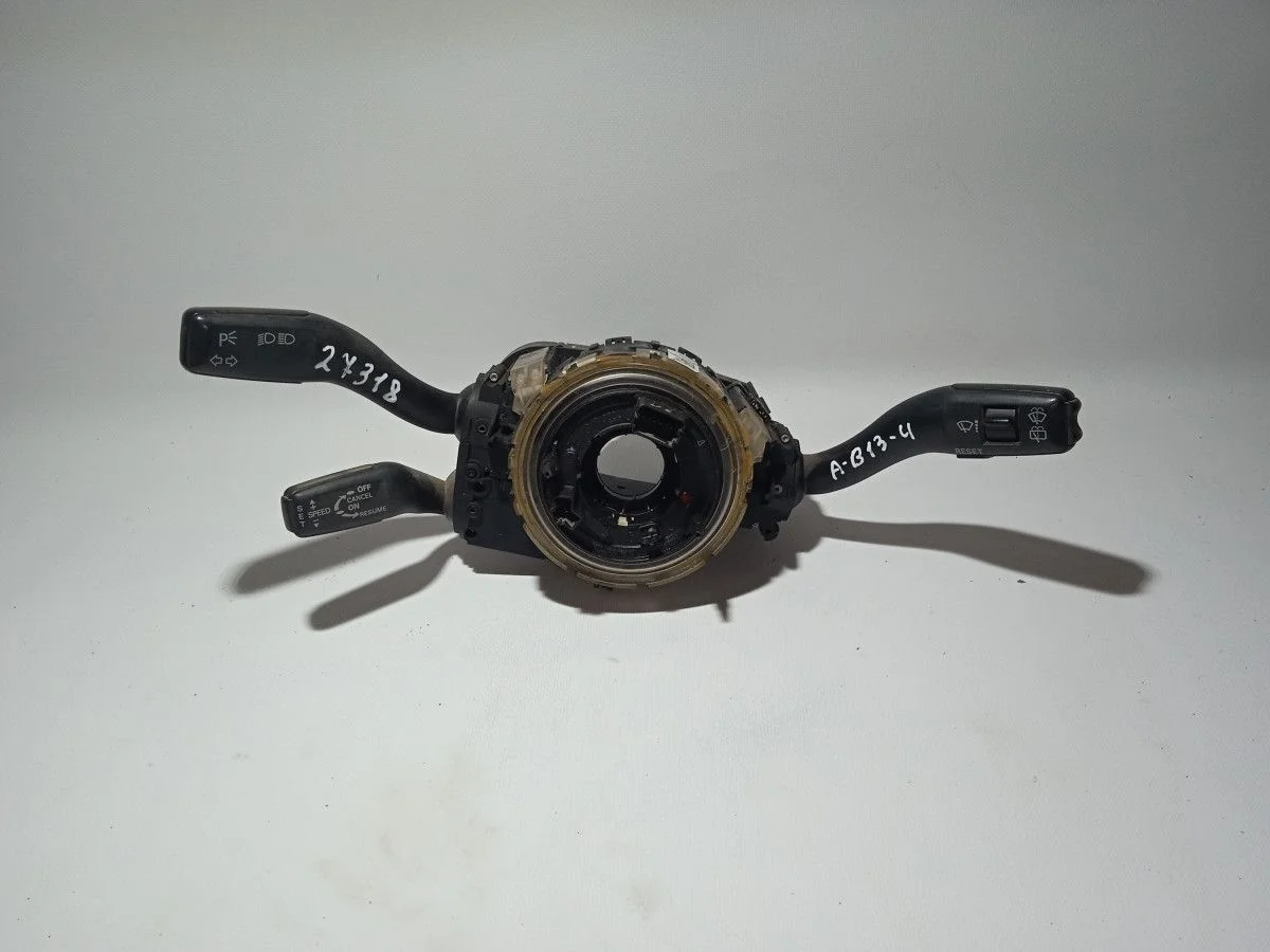 Блок подрулевых переключателей (стрекоза) Audi A6 C6 (2004—2008)