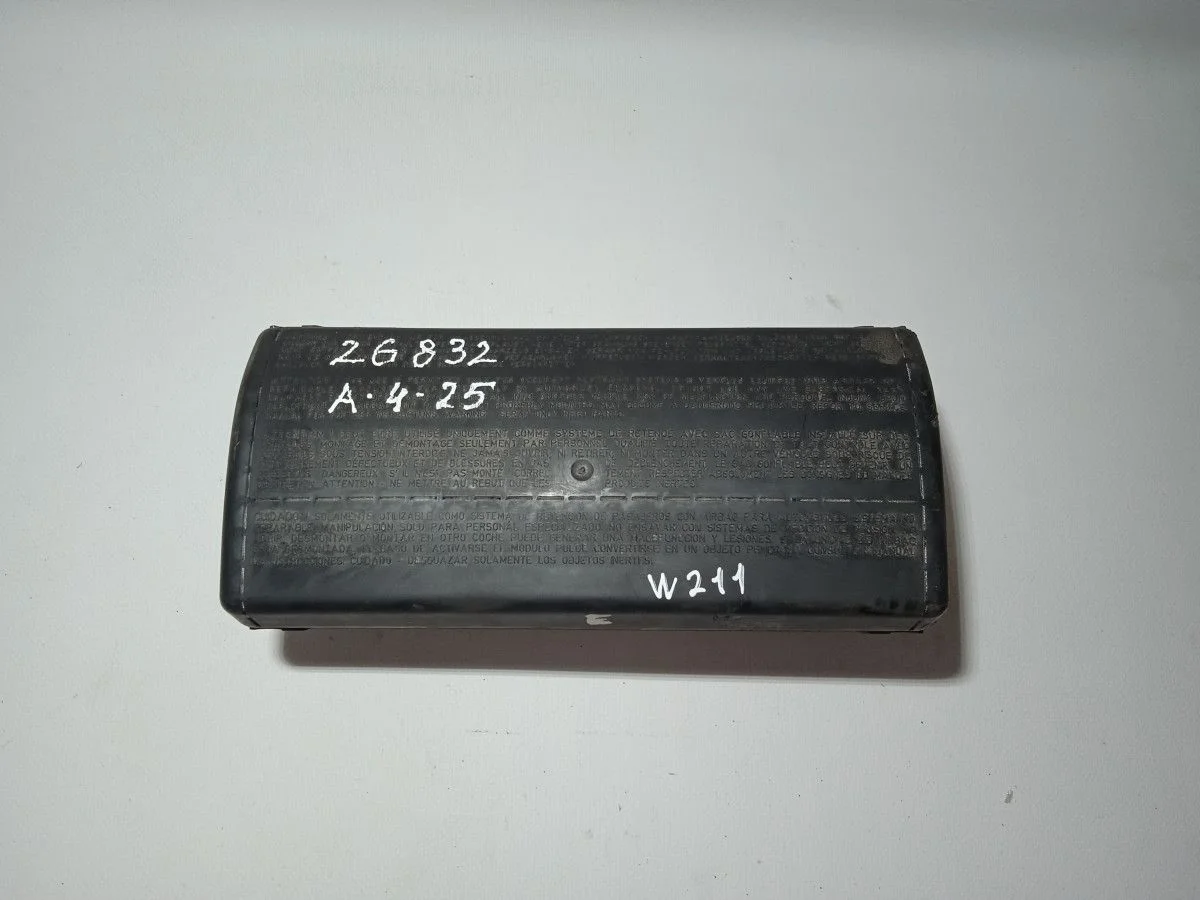 Подушка безопасности пассажира (AIR BAG в торпедо) Mercedes-Benz E-класс W211/S211 (2002—2006)