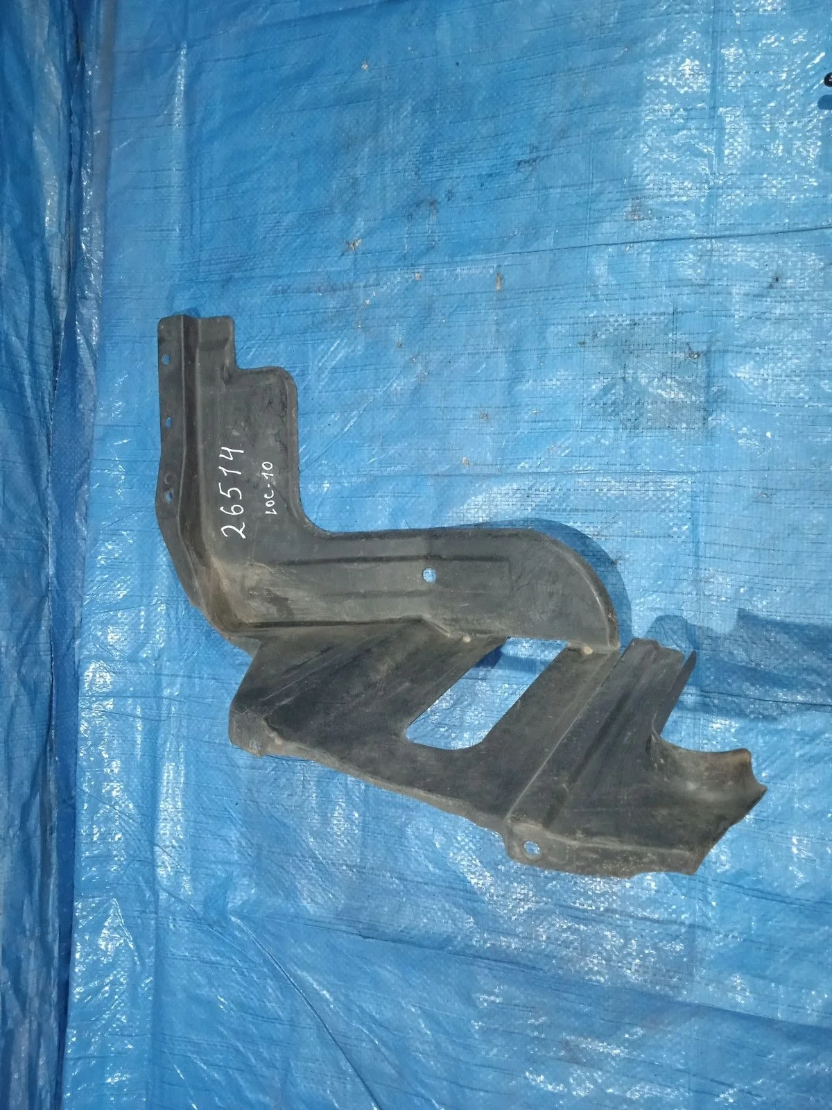 Пыльник моторного отсека левый Hyundai Matrix I (2001—2005)