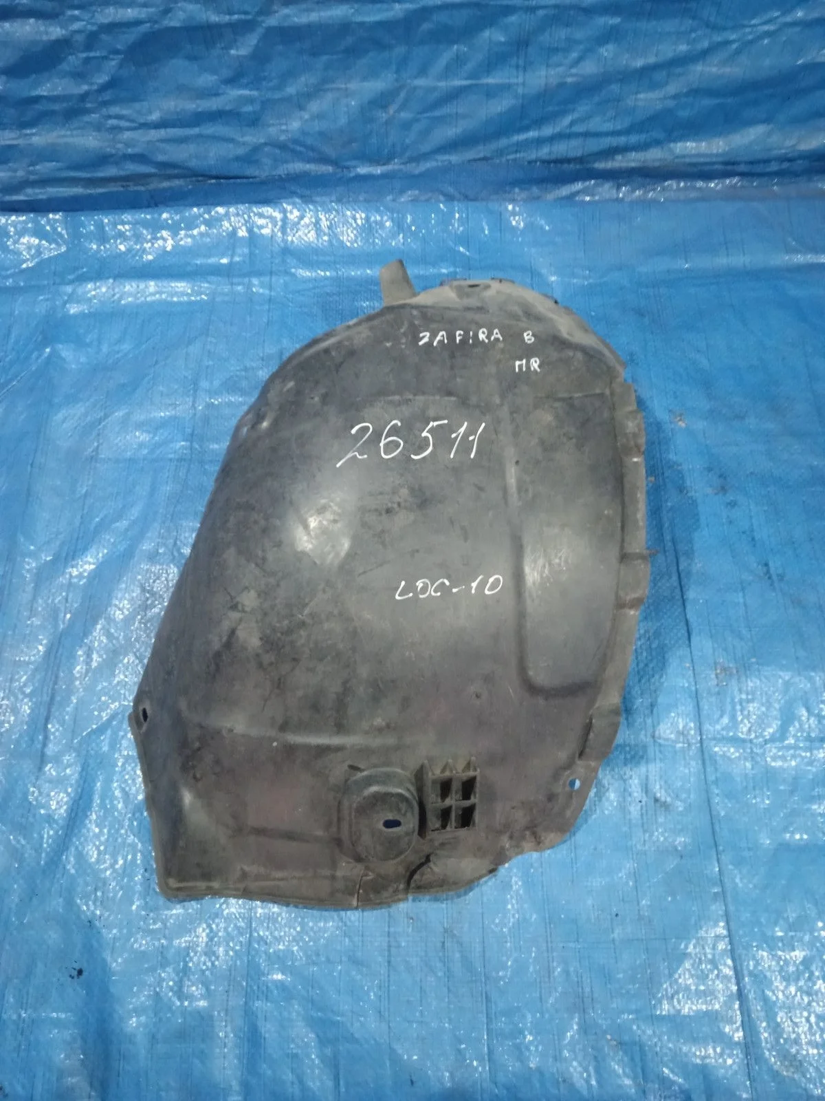 Подкрылок (локер) передний правый Opel Zafira B (2005—2008)