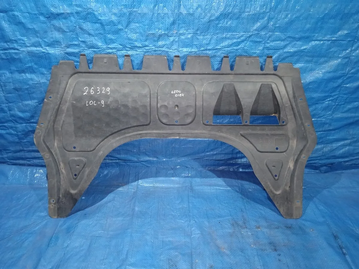 Пыльник моторного отсека центральный Volkswagen Jetta V (2005—2011)