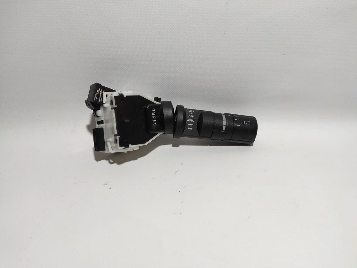 Переключатель стеклоочистителей Nissan Qashqai I (2006—2010)