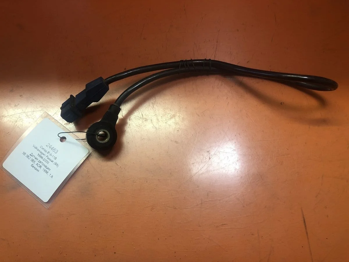 Датчик детонации Audi A6 C4 (1994—1997)