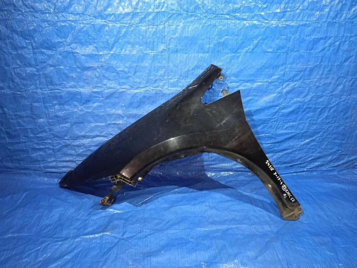 Крыло переднее левое Honda Civic VIII (2005—2009)