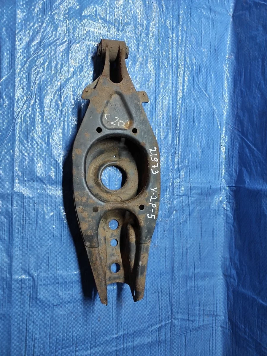 Рычаг задний L=R Mercedes-Benz C-класс W202/S202 (1993—1997)