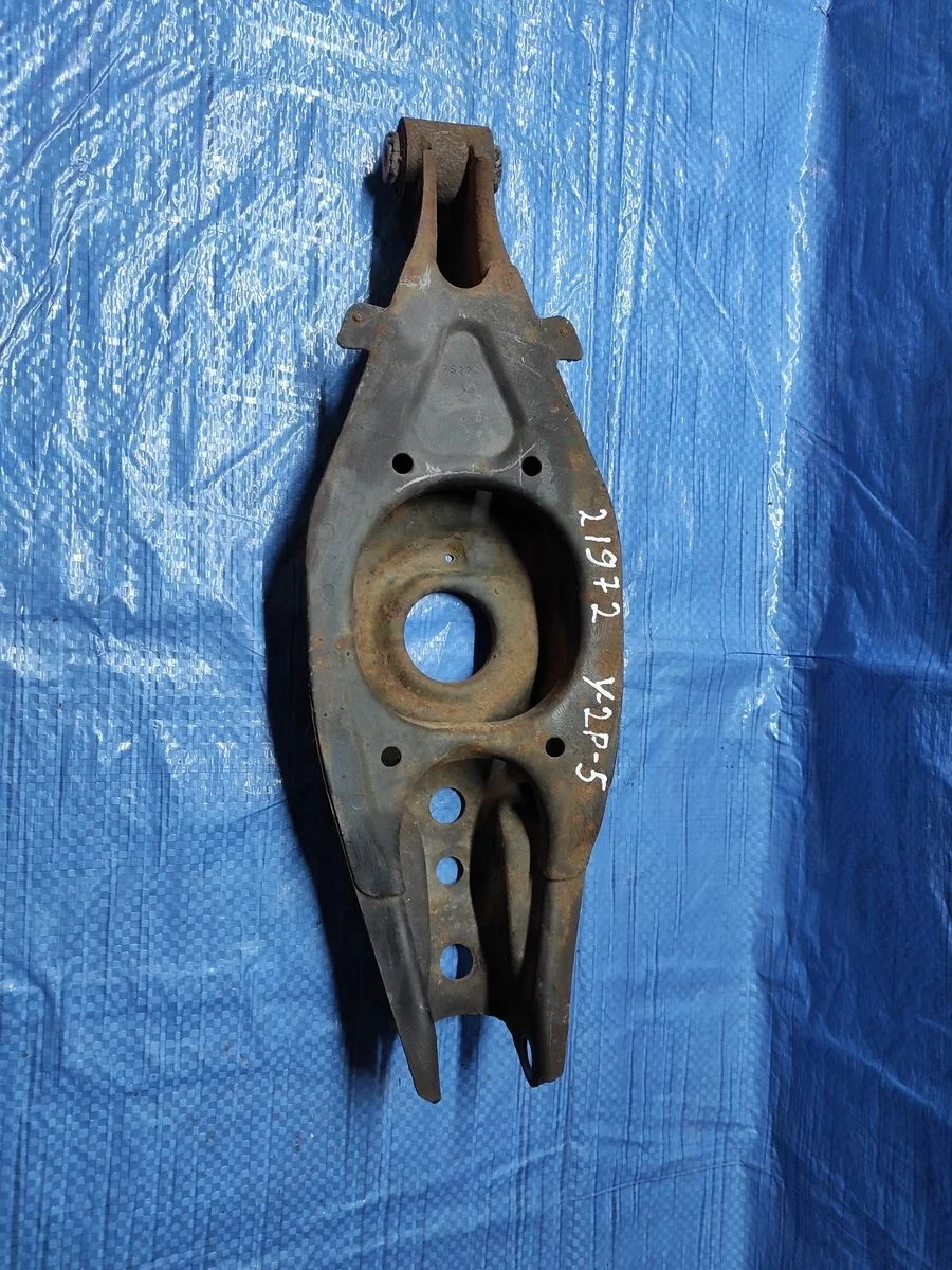 Рычаг задний L=R Mercedes-Benz C-класс W202/S202 (1993—1997)