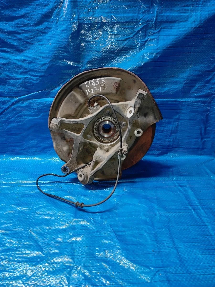 Кулак задний левый ( цапфа) Mercedes-Benz E-класс W211/S211 (2002—2006)