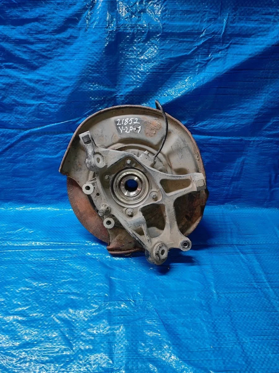 Кулак задний правый (цапфа) Mercedes-Benz E-класс W211/S211 (2002—2006)