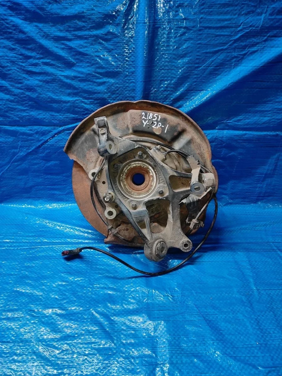 Кулак задний правый (цапфа) Mercedes-Benz E-класс W211/S211 (2002—2006)