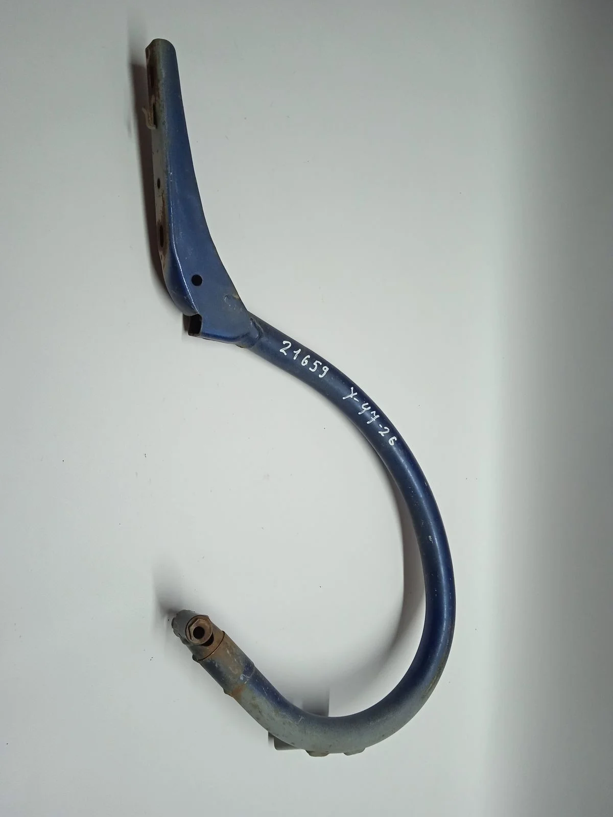 Петля багажника правая Mercedes-Benz C-класс W203/S203/CL203 (2000—2004)