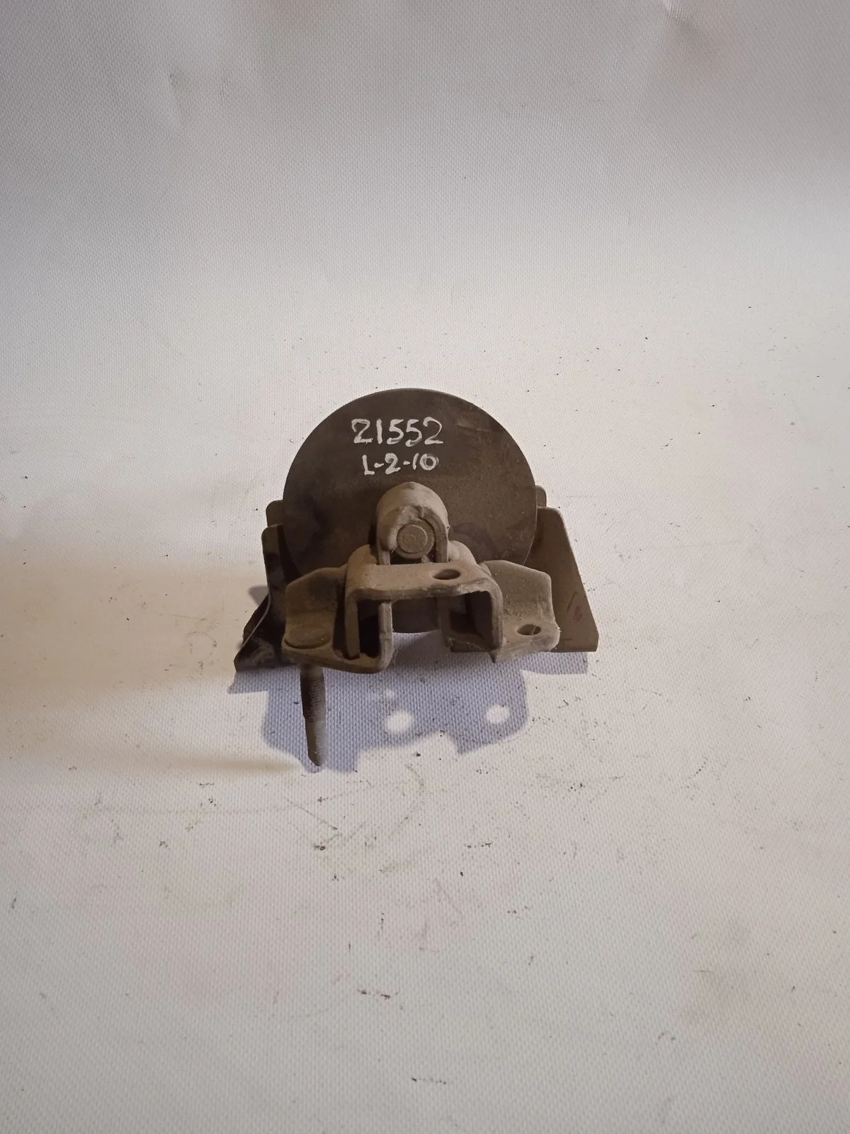 Опора ( подушка ) двигателя Nissan Primera P12 (2001—2008)