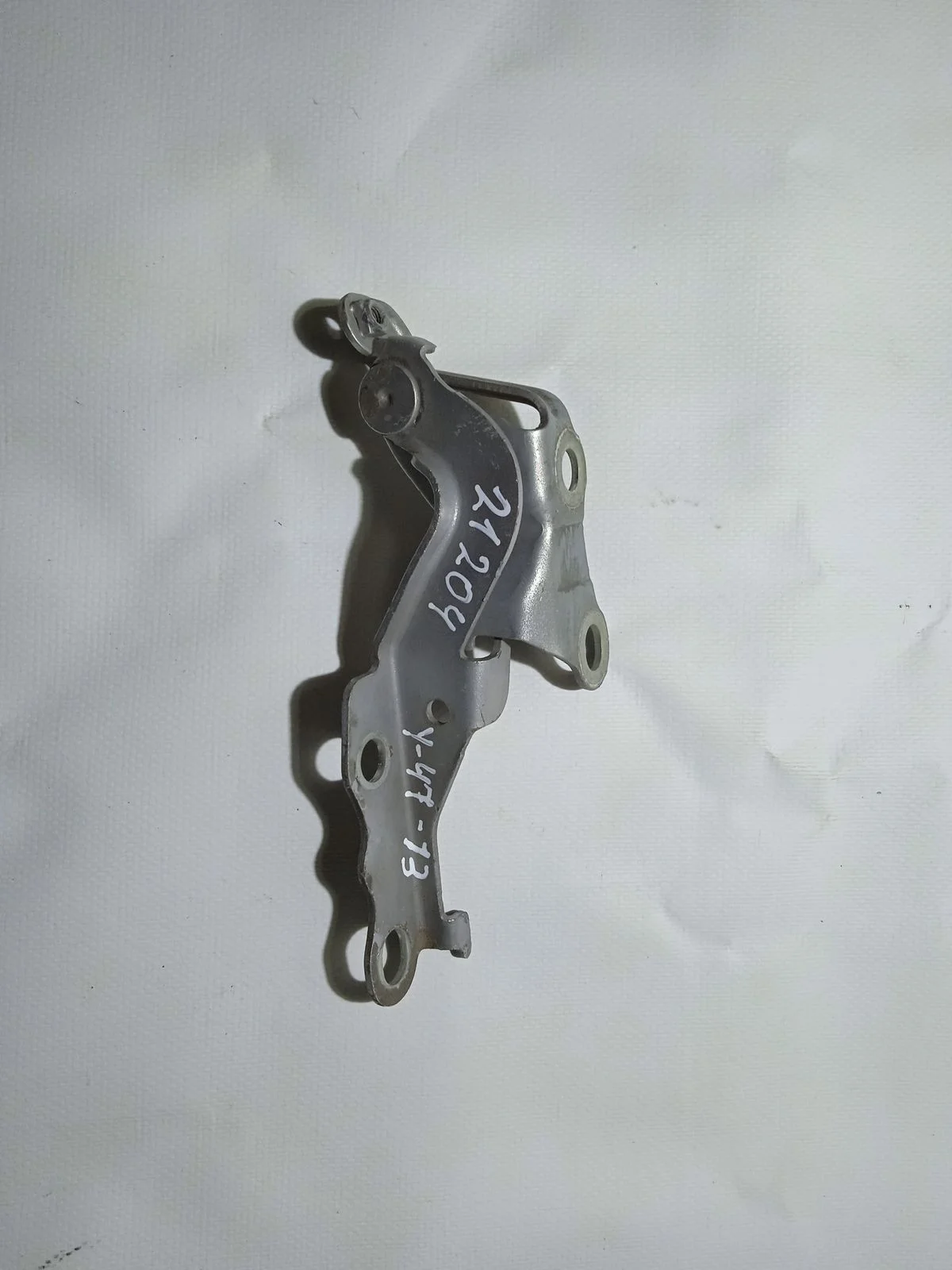 Петля капота правая Toyota Corolla IX (2000—2004)