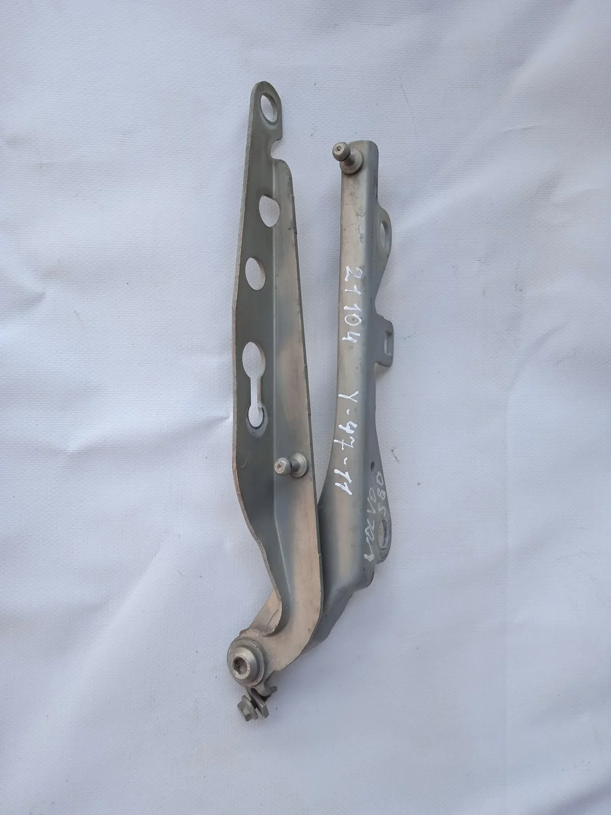 Петля капота левая Volvo S80 I (1998—2003)