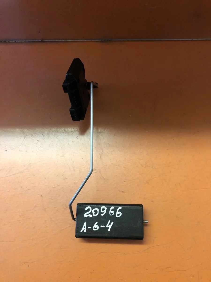 Датчик уровня топлива Skoda Octavia II (2004—2009)