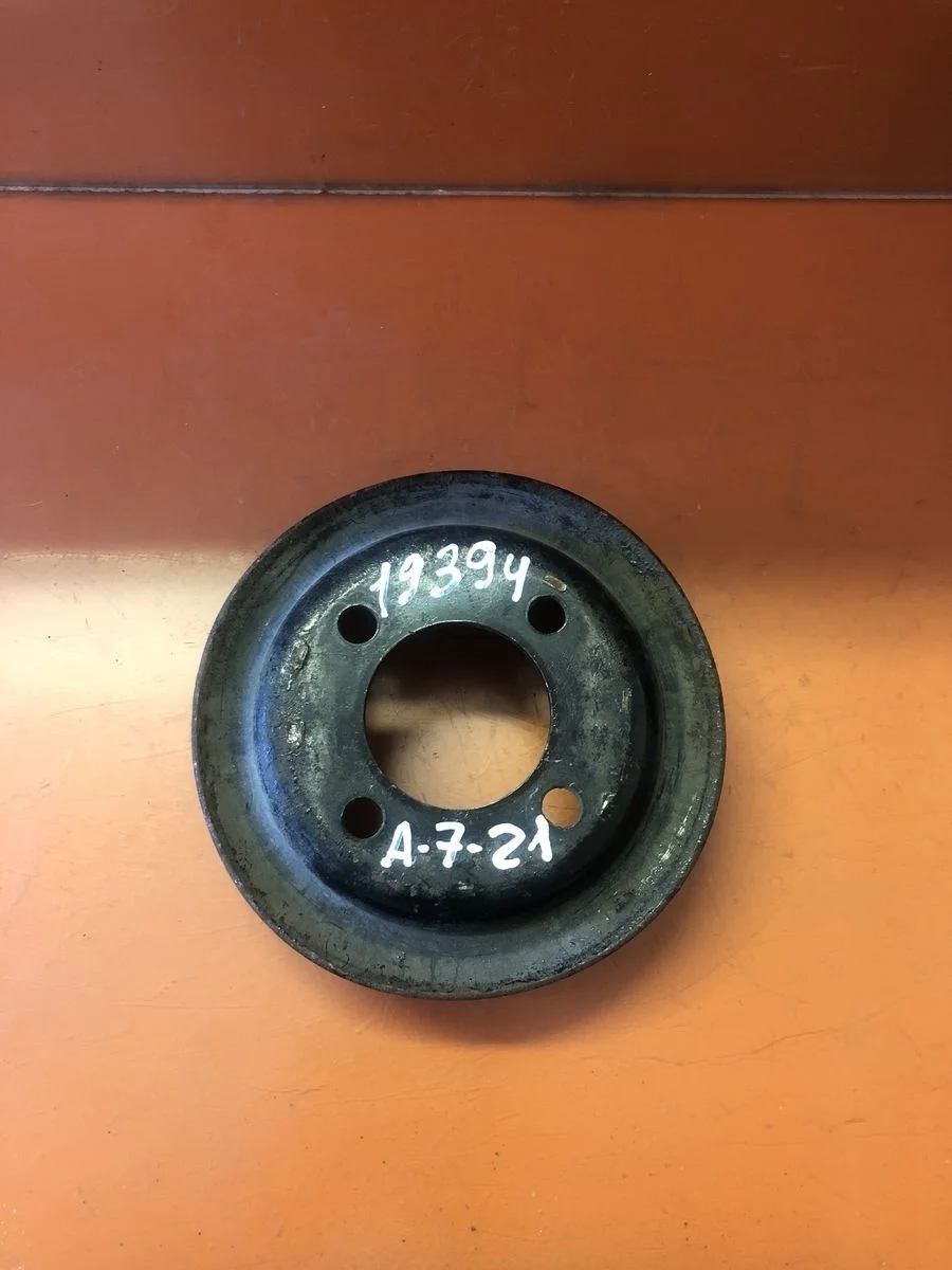 Шкив помпы Toyota Land Cruiser Prado 120 (2002—2007)