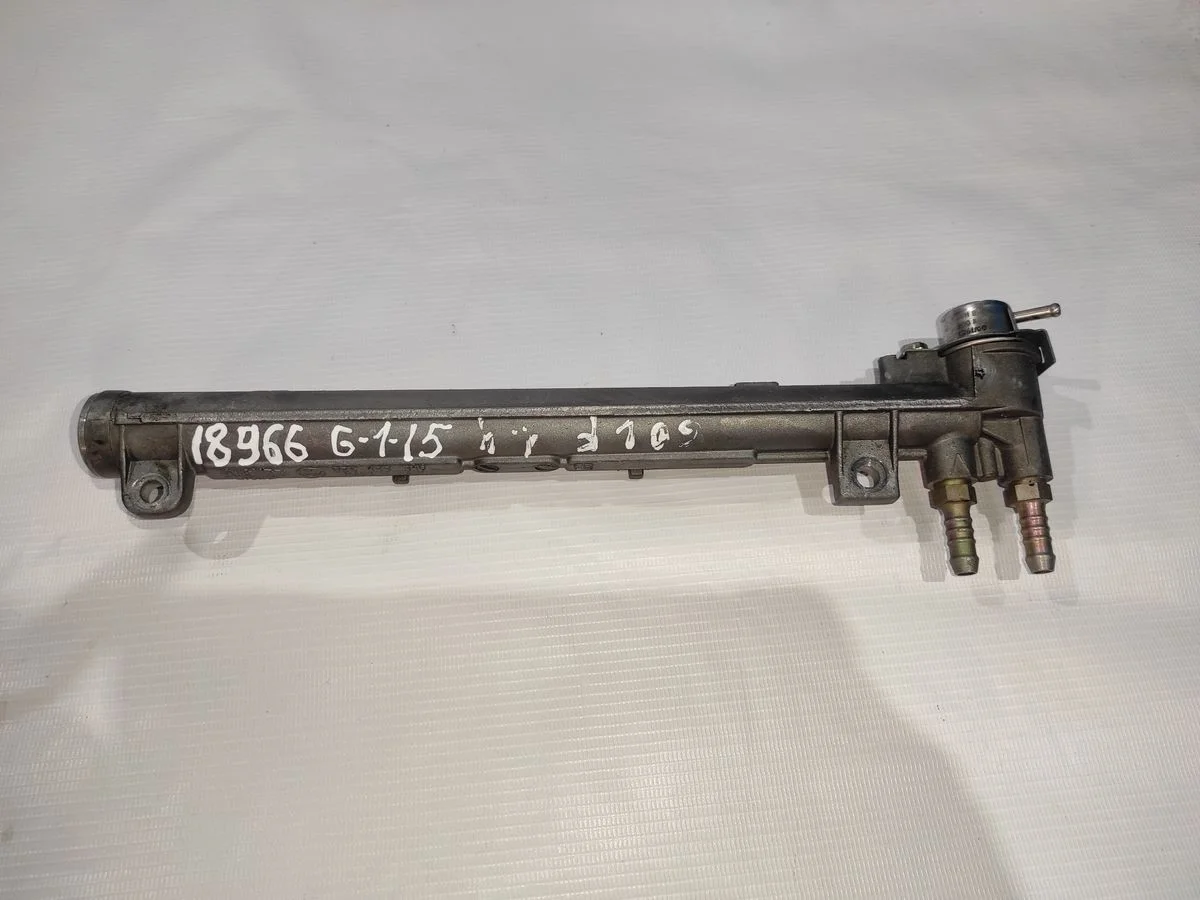 Рейка топливная (рампа) Volkswagen Golf Mk4 (1997—2006)