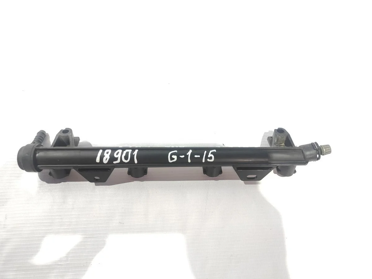 Рейка топливная (рампа) Volkswagen Golf Mk5 (2003—2009)