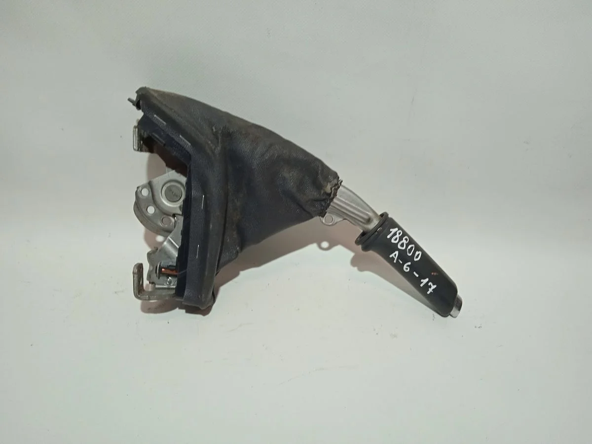 Рычаг стояночного тормоза (ручника) Opel Astra H (2004—2007)