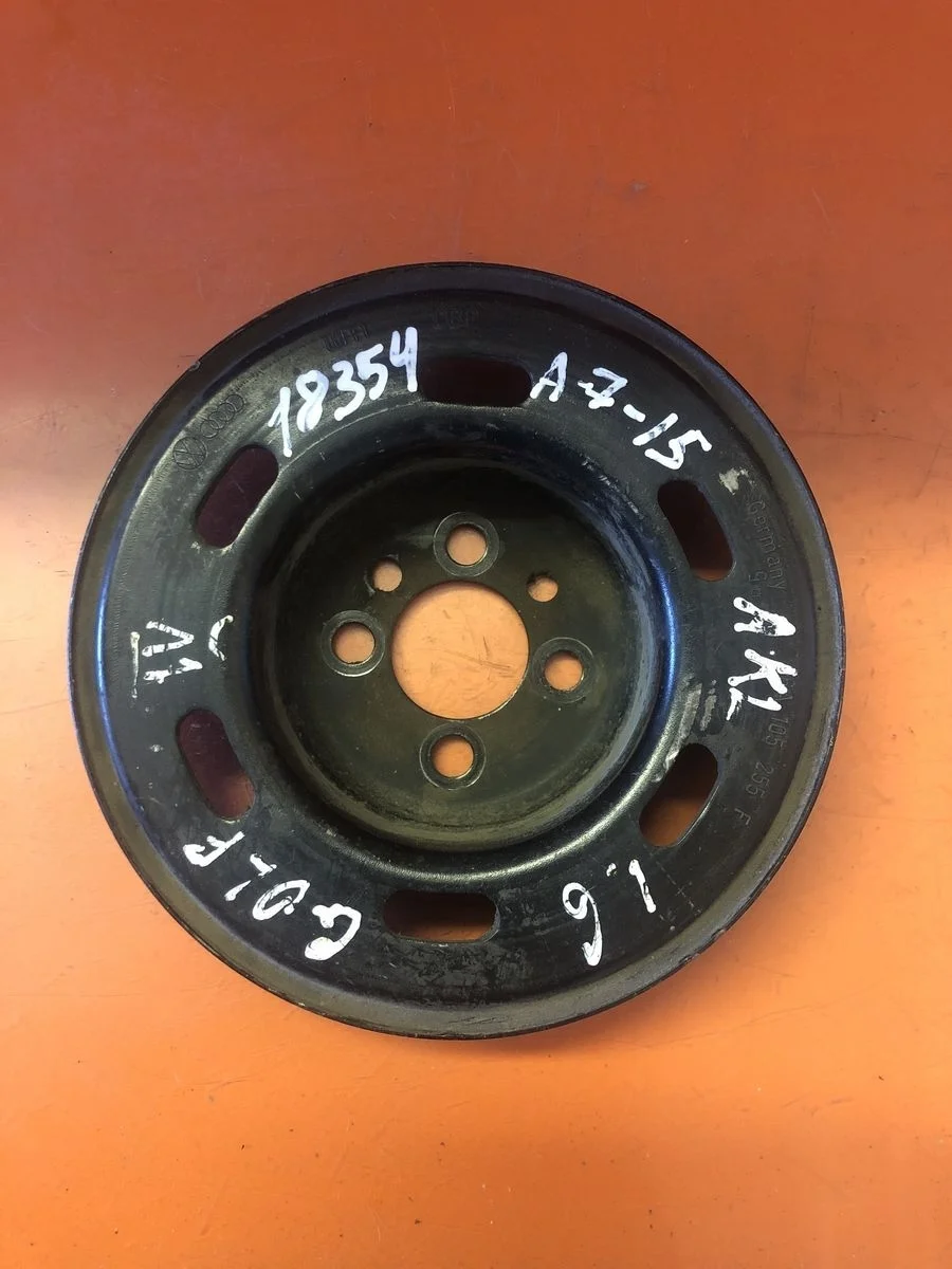 Шкив коленвала Volkswagen Golf Mk4 (1997—2006)