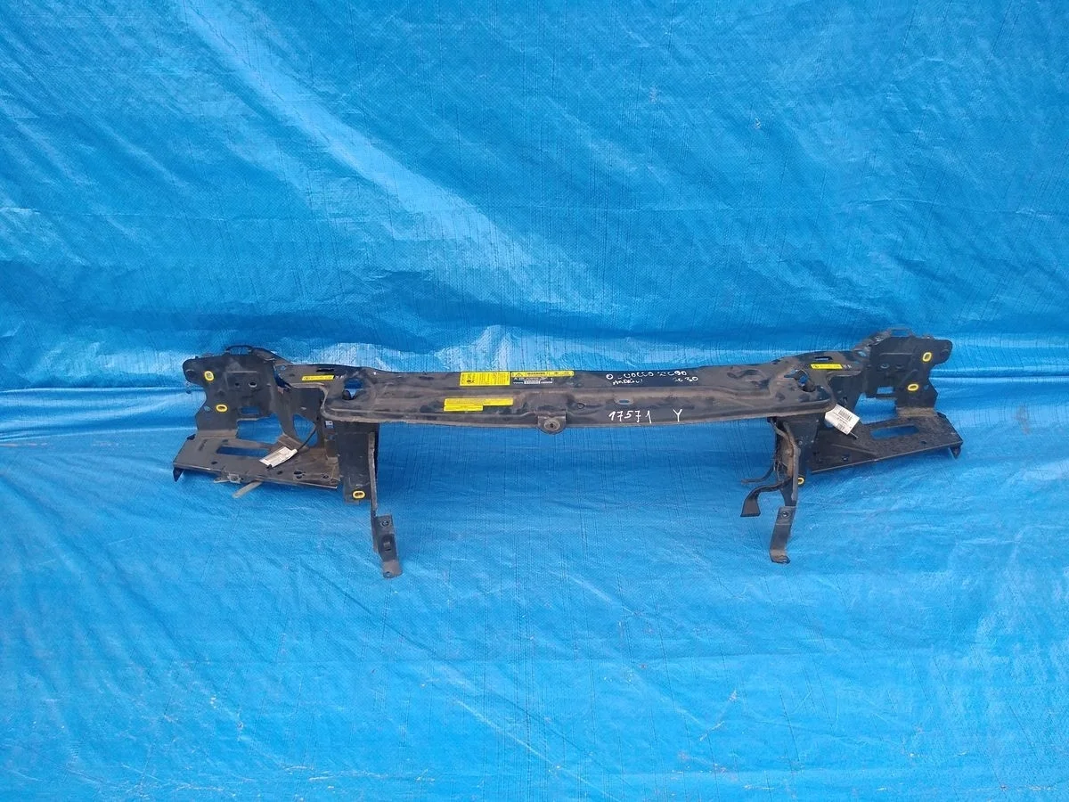 Панель передняя ( рамка ) Volvo XC90 I (2002—2006)