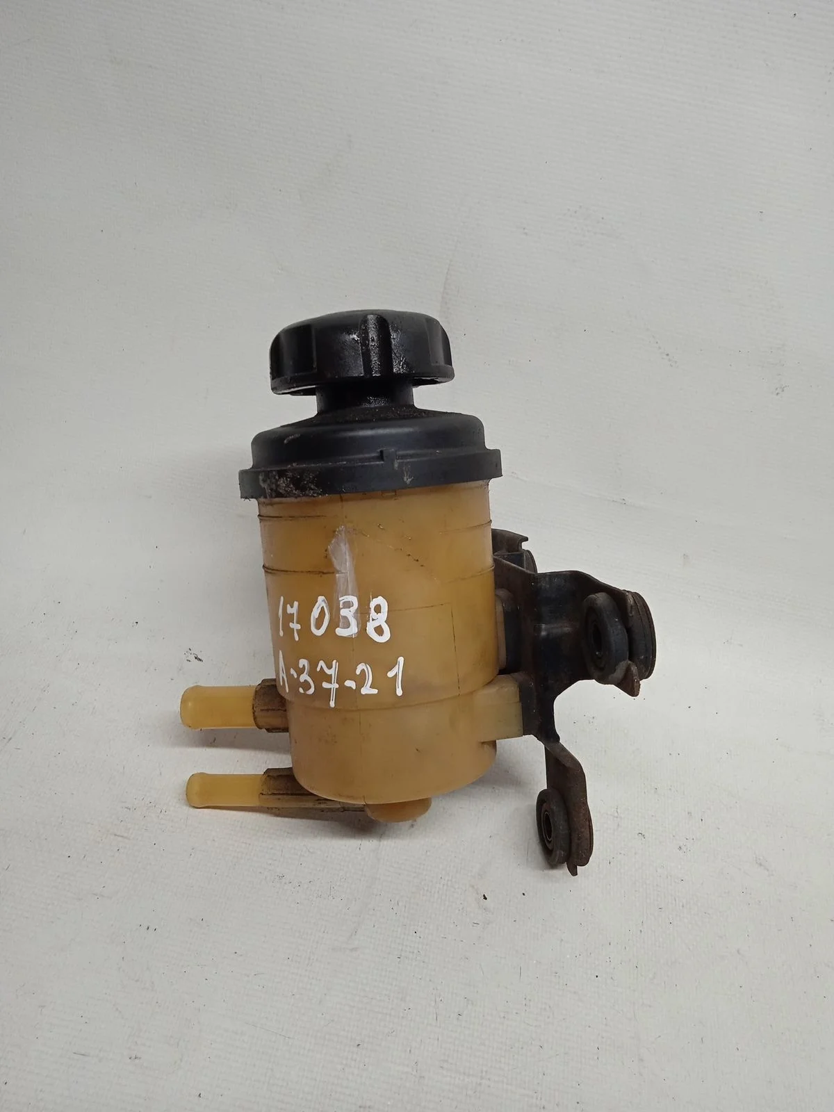 Бачок гидроусилителя (ГУР) Kia Sportage II (2004—2008)