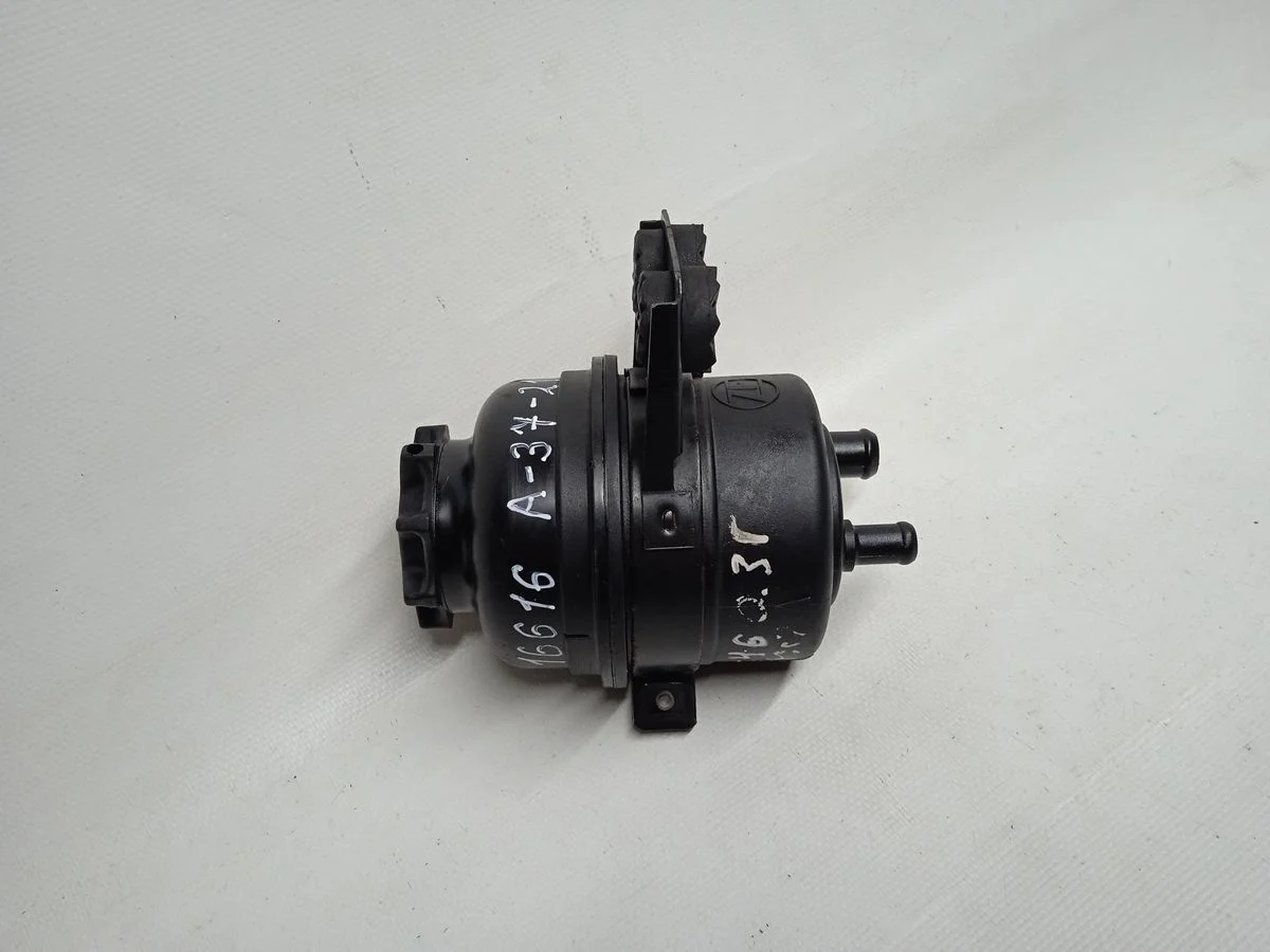 Бачок гидроусилителя (ГУР) BMW 5 серия E39 (1995—2000)