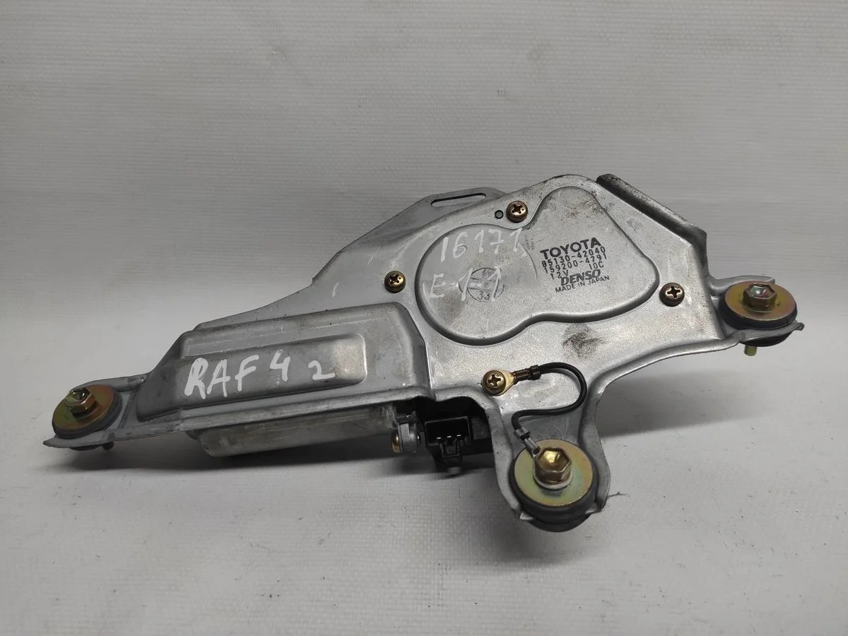 Мотор стеклоочистителя задний Toyota RAV4 II (2000—2003)