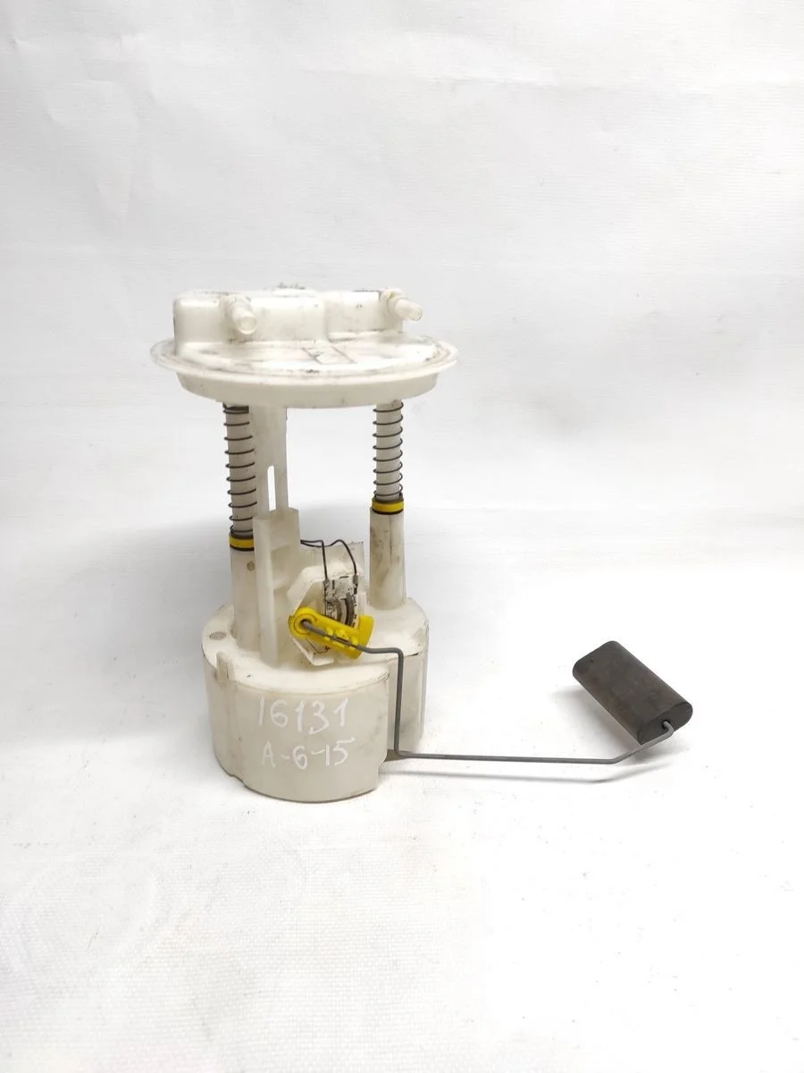 Датчик уровня топлива Nissan Note E11 (2005—2009)