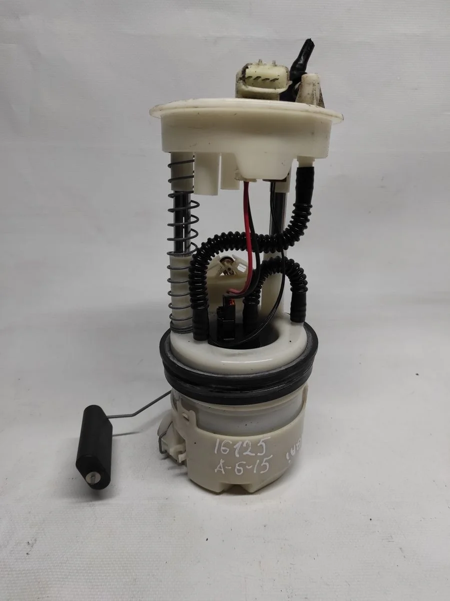 Насос топливный электрический (в бак) Nissan Qashqai I (2006—2010)