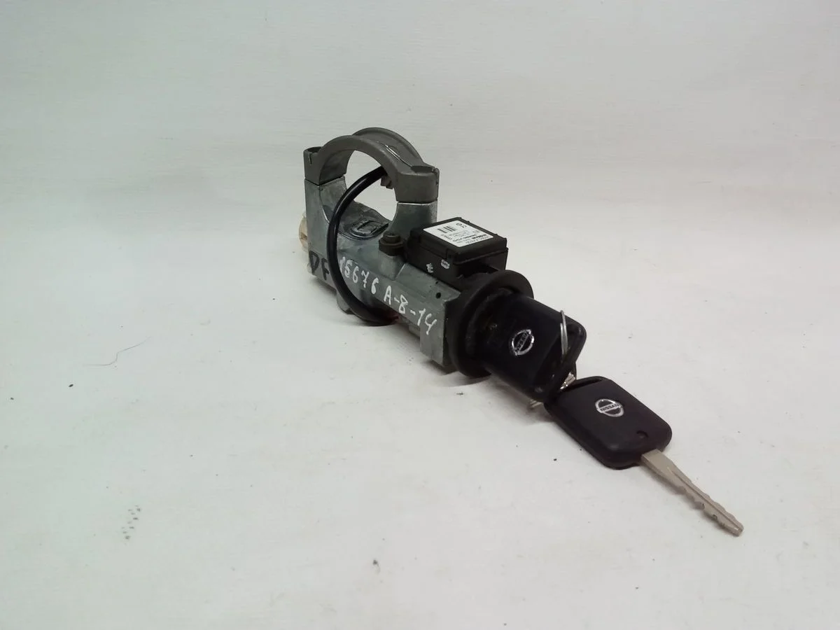 Замок зажигания Nissan Tiida C11 (2004—2012)