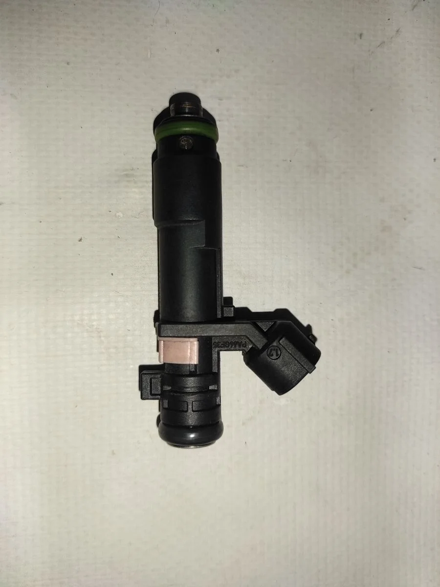 Форсунка инжекторная электрическая Citroen C5 II (2008—2017)