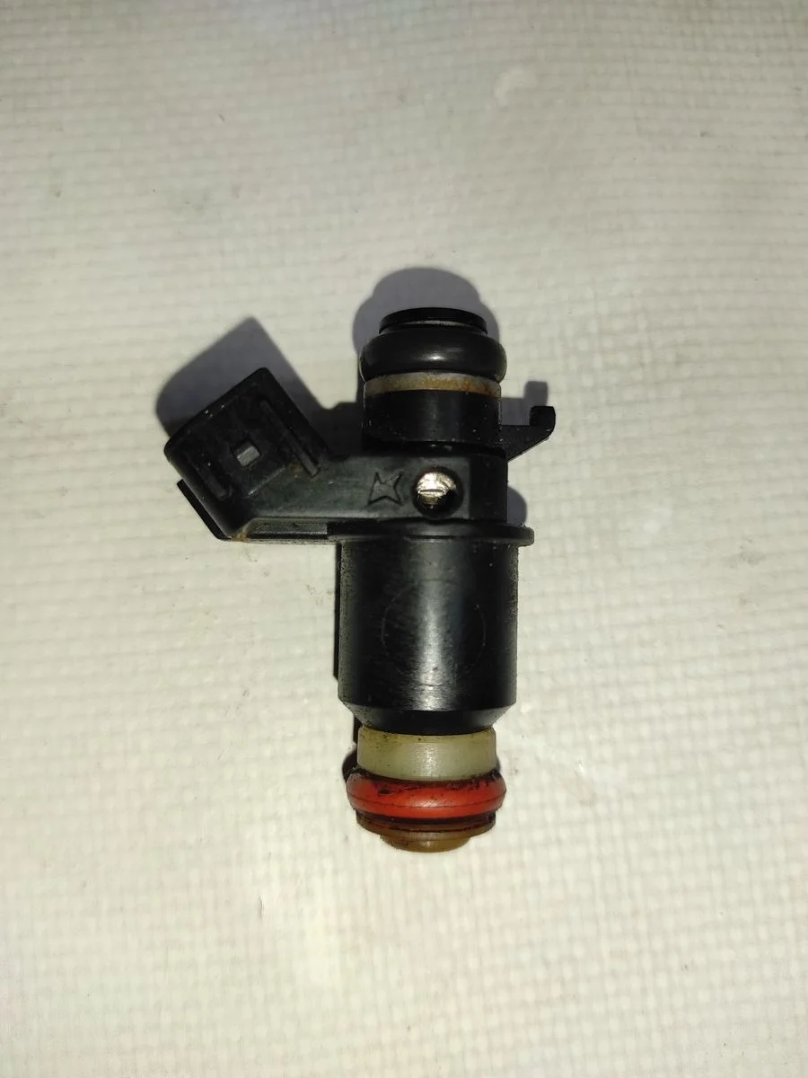 Форсунка инжекторная электрическая Honda Civic VII рестайлинг (2003—2006)