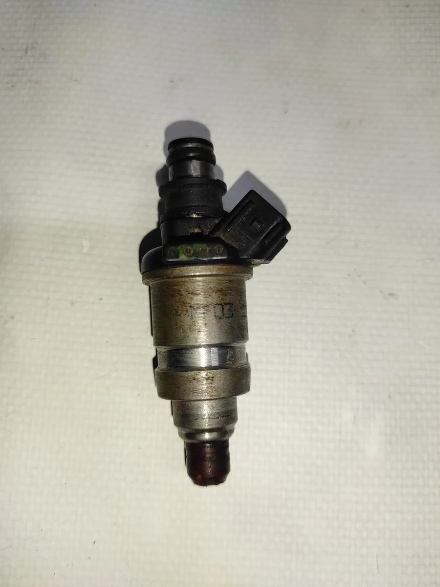 Форсунка инжекторная электрическая Honda CR-V I (1995—1999)