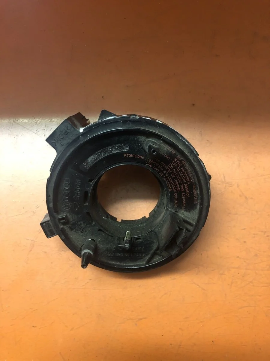 Кольцо (шлейф ) SRS Audi A6 C5 (1997—2001)