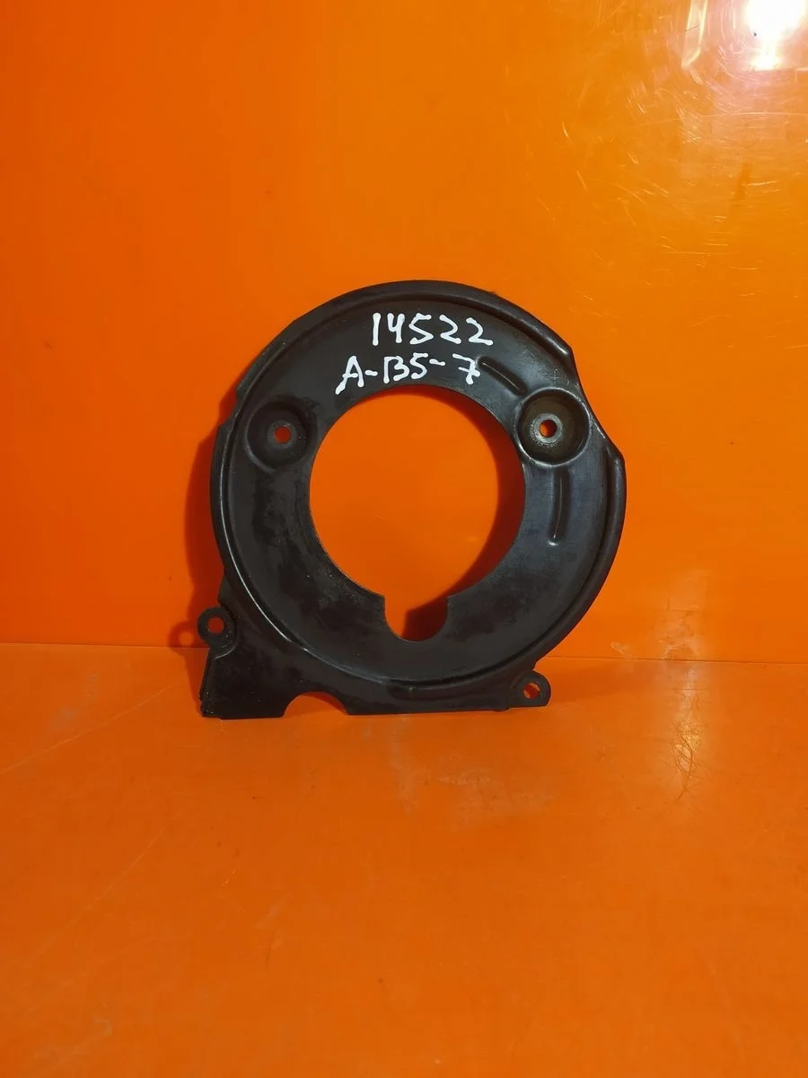 Крышка (кожух) ремня ГРМ Volkswagen Passat B5 рестайлинг (2000—2005)