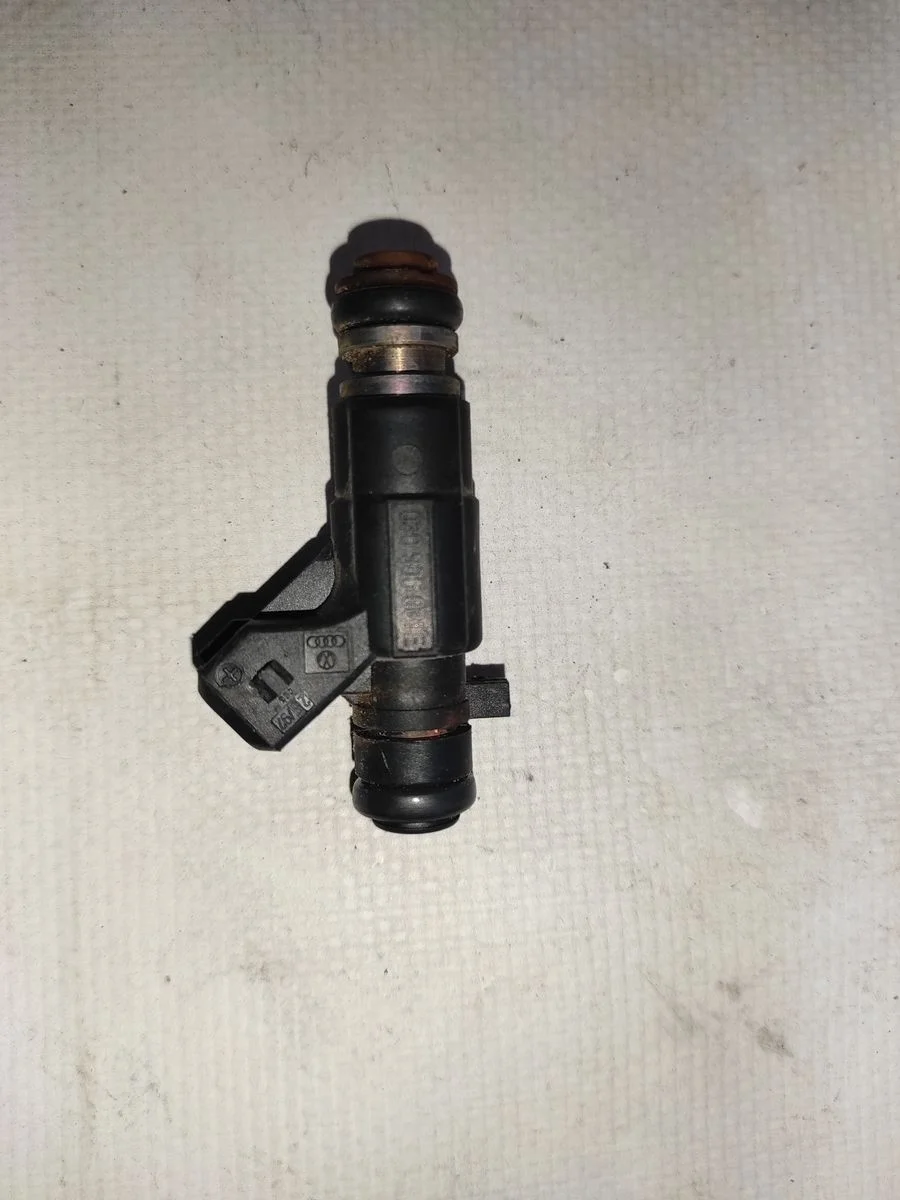 Форсунка инжекторная электрическая Volkswagen Golf Mk3 (1991—2000)